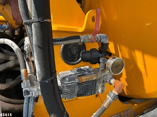 MAN TGS 2015 - 35.440 Euro 6 10x4 CIFA 12m³ Mixer + CIFA pump Just 200.228 km! image 10