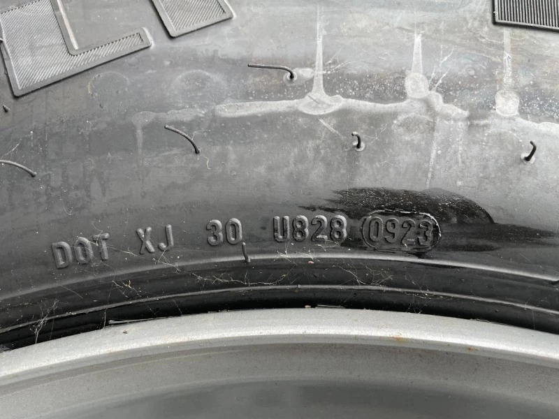 Diverse 2023 - PIRELLI 315/80R22.5 FR:01 TRIATHLON MET VELG (ALS NIEUW) afbeelding 7