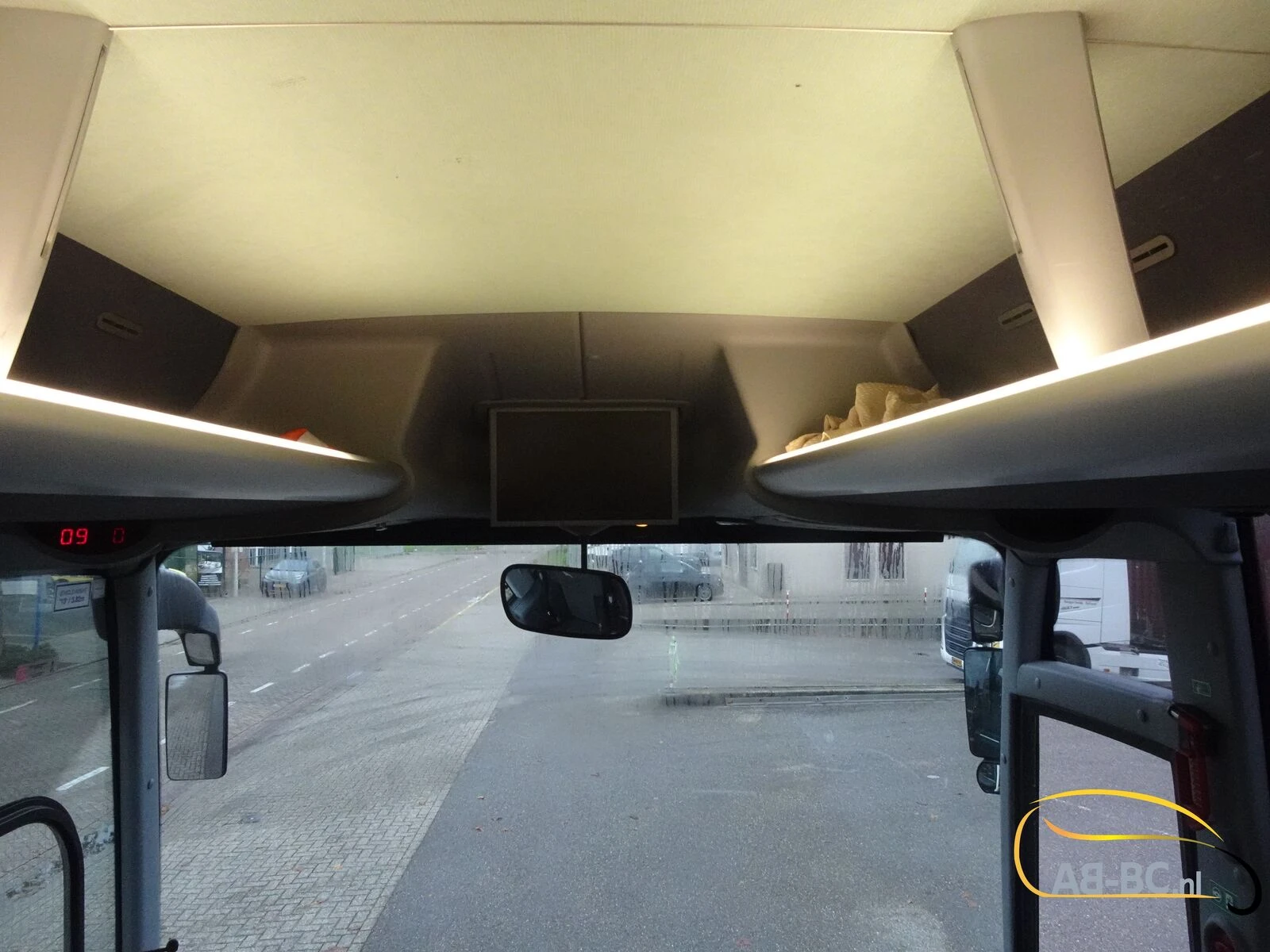 MAN R08 Lion's Coach 61 seats euro 6 2014 afbeelding 83