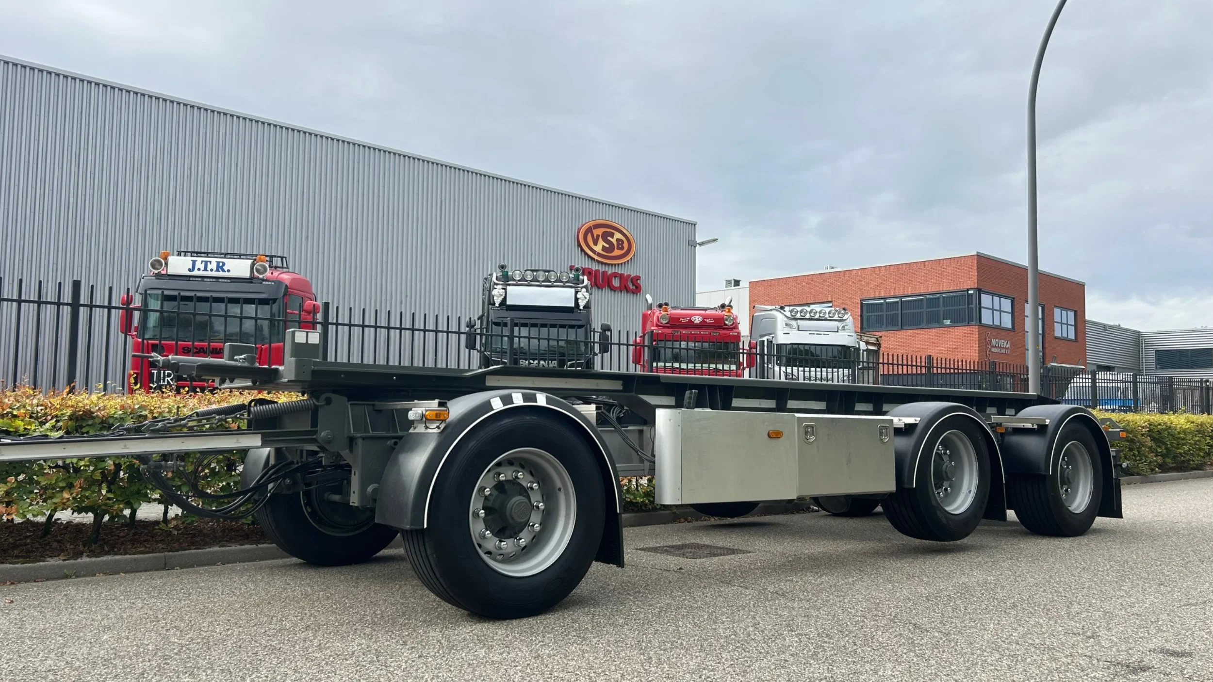 Van Hool 2026 - Nieuw | dwars vergrendeling | stand verlichting | afbeelding 1