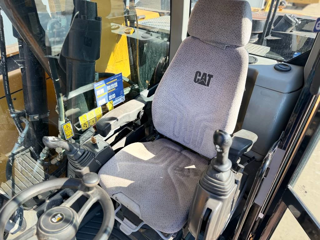 Cat 2014 - M320F afbeelding 41