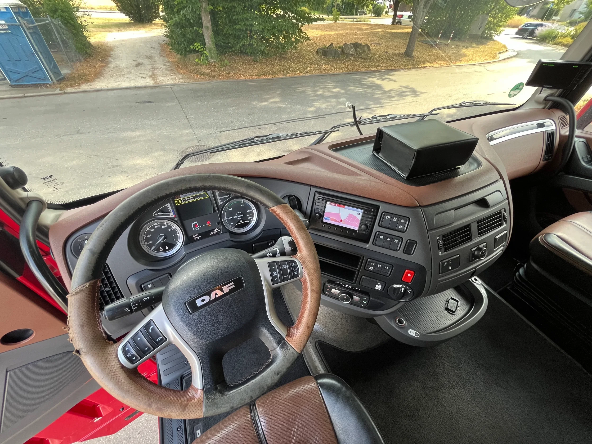 DAF XF 530 2018 - FAT, 6x4, Kempf 3-Seiten Kipper, Bordmatik afbeelding 19