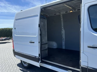 Renault Master 2021 - 2.3 dCi 150 PK / L2H2 / TREKHAAK / CAMERA / AIRCO / CRUISE / 2.500 KG AHG imagem 9