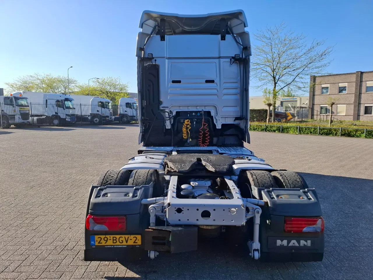 MAN TGX 2016 - TGX18.440 / MEGA / NL TRUCK / TUV:12-02-2026 / DOUBLE TANK / PARKCOOL / ACC / LWDS / FRIDGE / 2XBED / AUTOMATIC / EURO-6 / 2016 obrázek 4