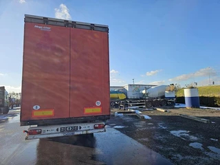 Krone Sd 27 |3 axle mega| nice chassis and tires. 2008 - N/A bild 4