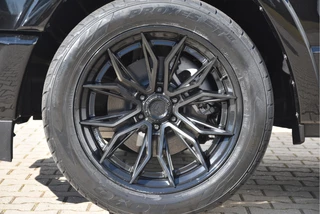 Dodge Ram 1500 2024 - 5.7 V8 4x4 Crew Cab Longhorn zdjecie 5