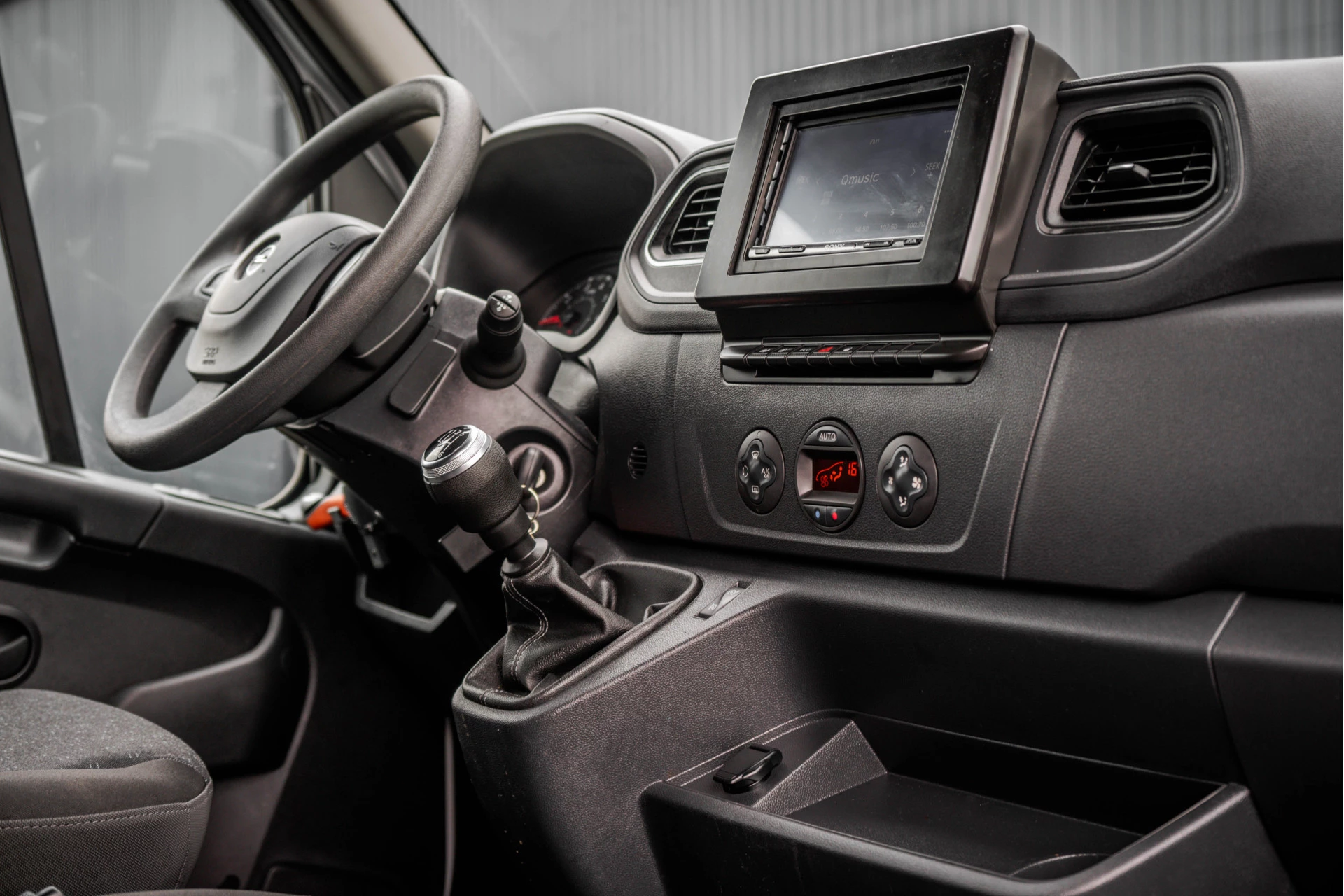 Opel Movano 2021 - **2.3 CDTI BiTurbo | Bakwagen met Laadklep | Euro 6 | 146 PK | Cruise | Airco | Navigatie** obrázek 2