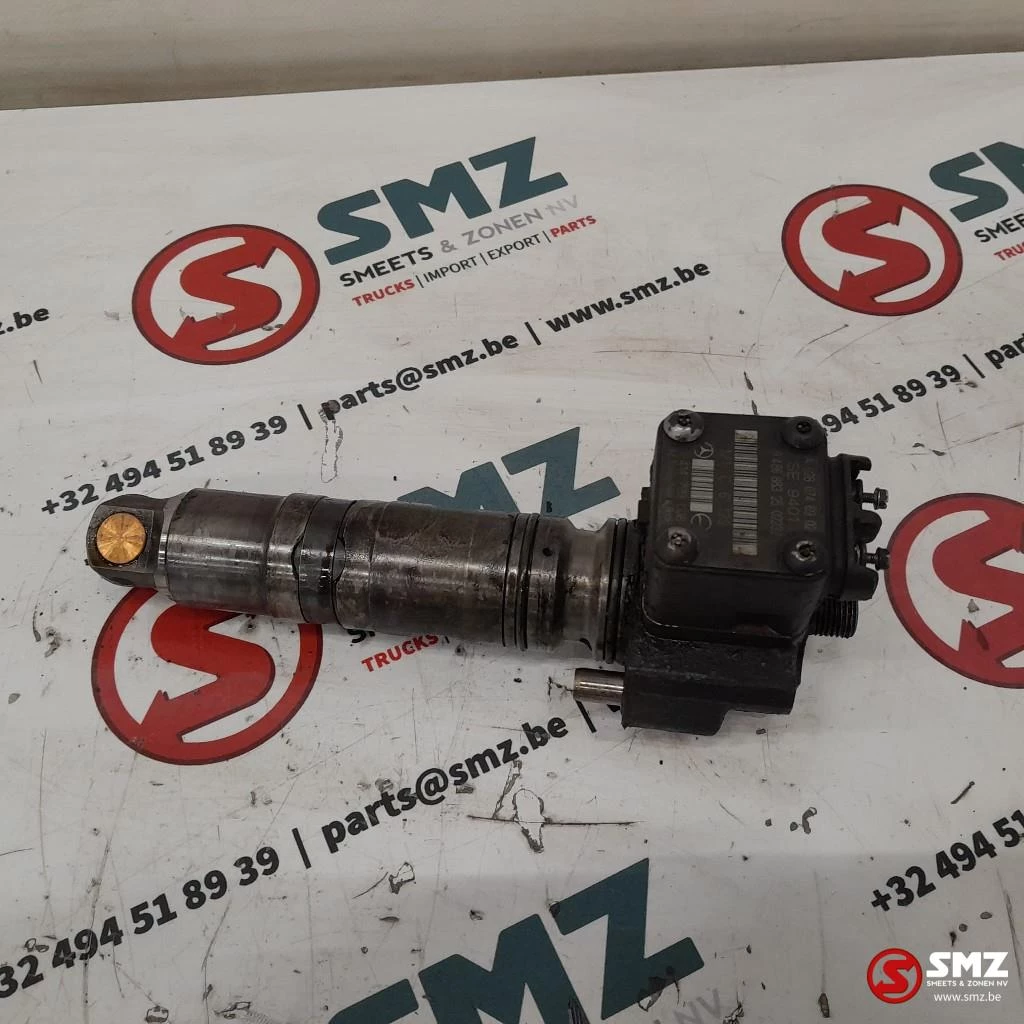 Mercedes-Benz - Occ brandstofinjectiepomp OM906LA Mercedes afbeelding 1