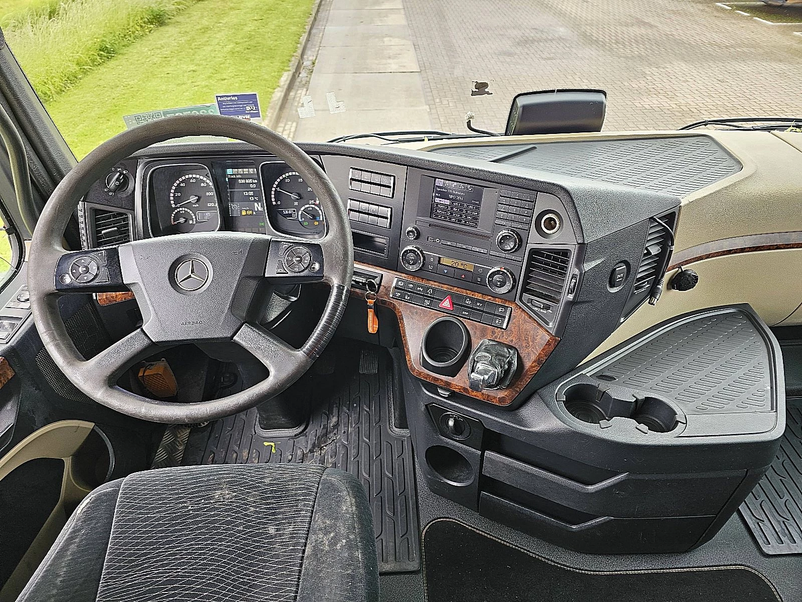 Mercedes-Benz Actros 2015 - 4158 Bild 8