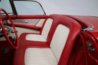 Ford Thunderbird 1955 - V8 obrazek 8