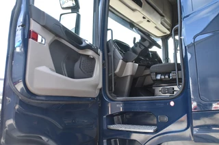 Scania S 2020 - S450 NGS 4x2NB - EURO 6 D - RETARDER - 872 TKM - FULL AIR - ACC - PARK. AIRCO - 2 x FUEL TANKS - GOOD CONDITION - immagine 4