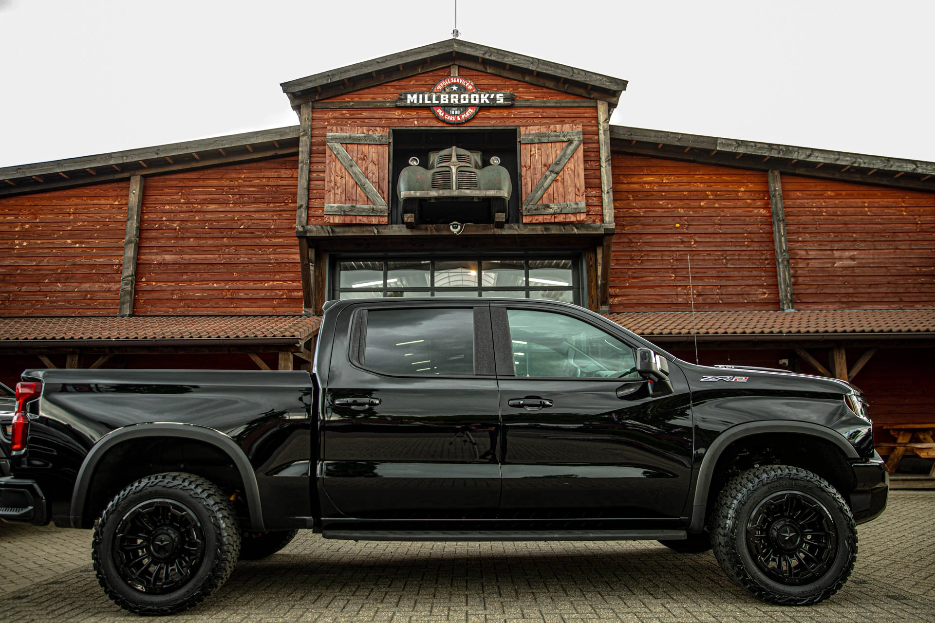 Chevrolet Silverado 2024 - ZR2 6.2 V8 obrázek 5