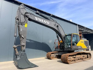 Volvo 2022 - EC300E L afbeelding 1 miniatuur