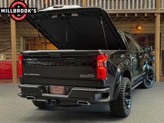 Chevrolet Silverado 2025 - USA High Country 6.2 V8 420 PK uit voorraad leverbaar BPM VRIJ zdjecie 8