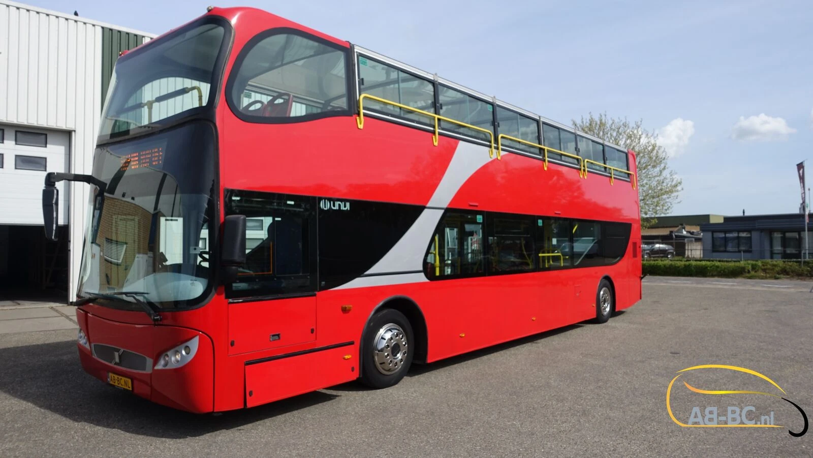 Volvo UNVI SIGHTSEEING (2 pieces available) EURO 5 2009 afbeelding 22