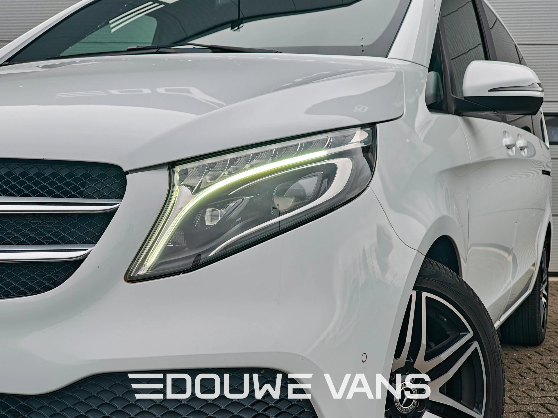 Mercedes-Benz V-Class 2019 - V220 L2 Edition Trekhaak LED Enkel Cabine Bild 9
