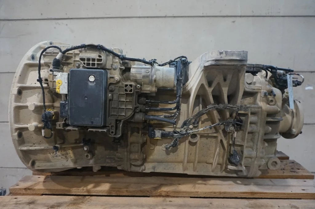 Mercedes-Benz 2016 - 281-12KL MP4 afbeelding 1