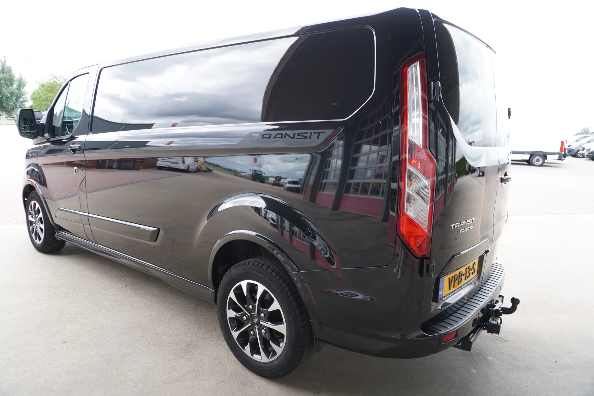 Ford Transit Custom 2022 - 320L 2.0 TDCI 185PK L2H1 Sport obrázek 7