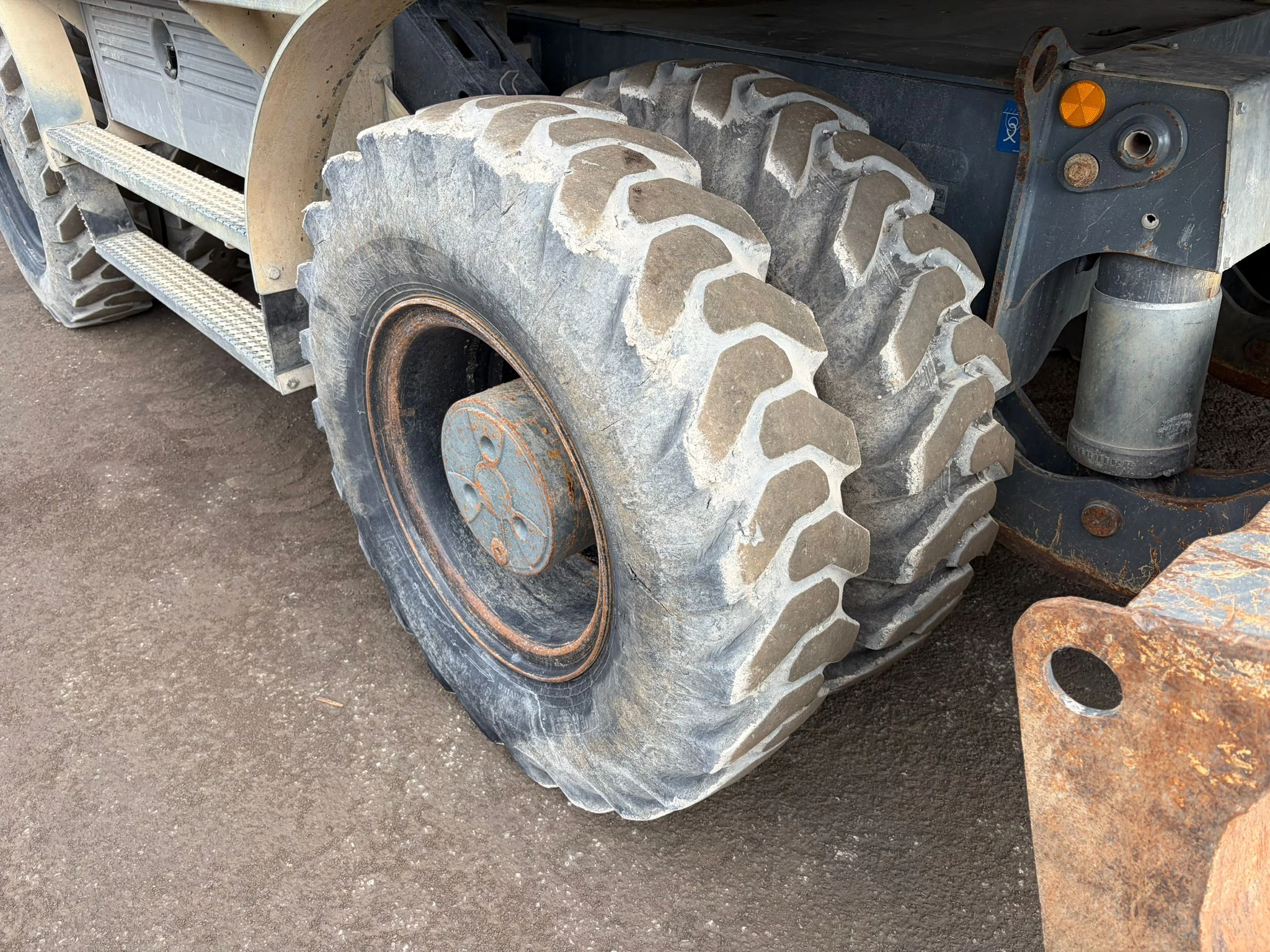 Liebherr A918 2017 immagine 13
