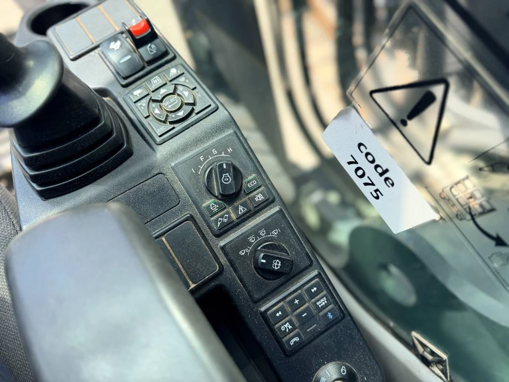 Volvo 2022 - EC300E L Bild 10