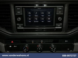 Volkswagen Crafter 2022 - 2.0 TDI 141pk L3H3 L2H2 Euro6 Airco | Camera | Apple Carplay | Massagestoel | Cruisecontrol image 15
