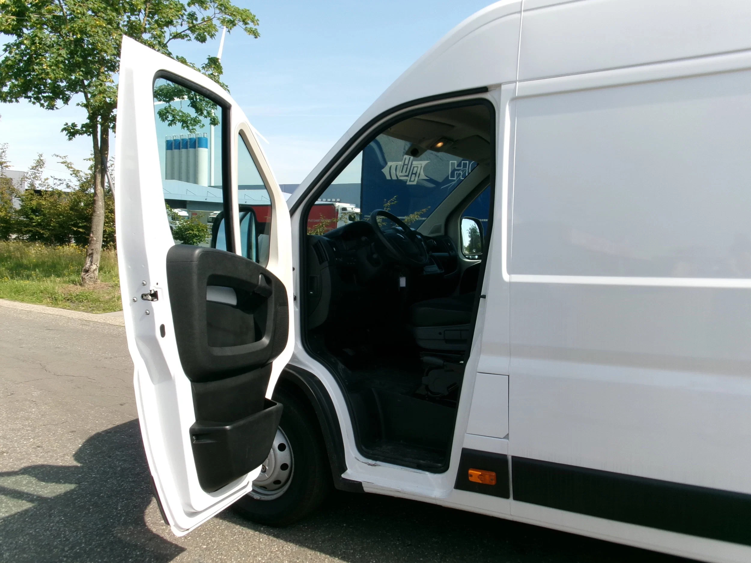 Opel Movano 2022 - L2H2 2.2LTR immagine 10