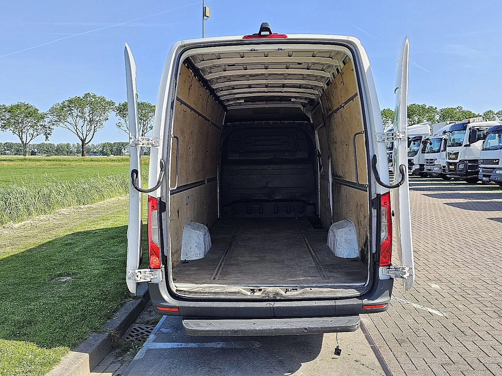 Mercedes-Benz Sprinter 2019 - 316 Bild 11