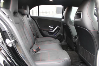 Mercedes-Benz A-Class 2020 - 250e AUT8 AMG Line Limited NAVI SFEER CARPLAY DAB 18'' obrazek 14