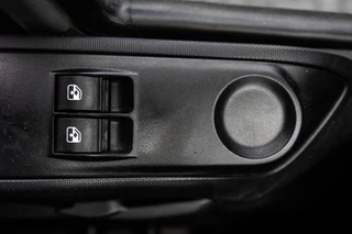 Iveco Daily 2018 - 50C18 | Glasresteel | Automaat | 180 PK | Camera | Navigatie | Cruise | Airco | Tachograaf | Euro 6 obrazek 24