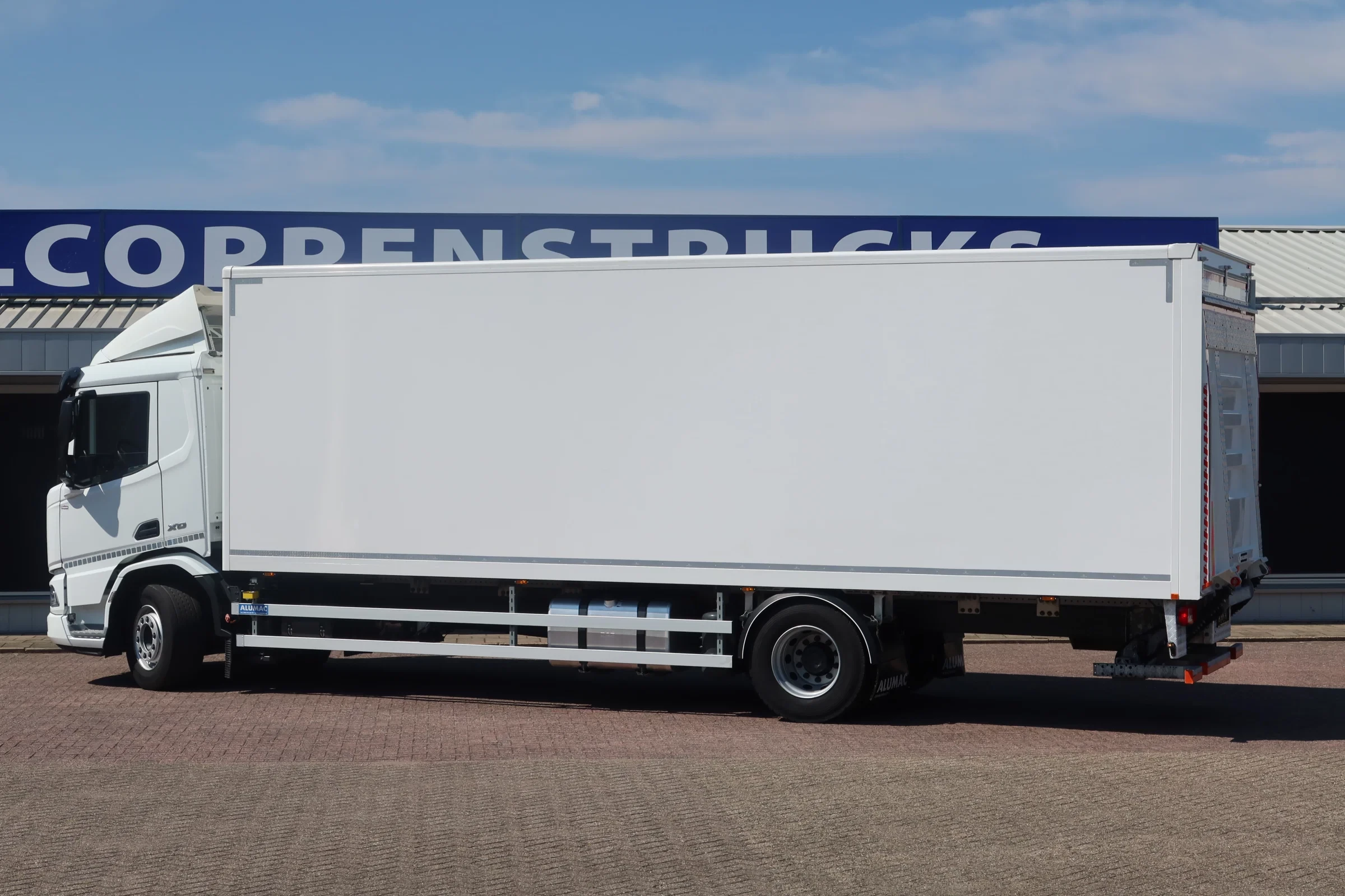 DAF XD 2024 - XD 300 Bak+Klep 2.000 kg obrázek 13