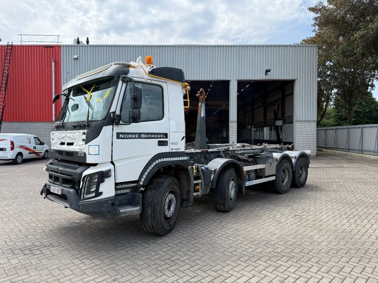 Volvo FMX 410 2018 - / ENGINE RUNNING / 8X4 / ONLY:278525 KM / AJK HOOKLIFT 25TON / 2X BIG AXLE / FULL-STEEL / AUTOMATIC / EURO-6 / 2018 obrázek 3