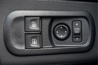 Renault Master 2022 - Bleu DCI 135PK | L2H2 | Nieuw | Navi | 3-Zits | LED | Cruise | Airco bild 25
