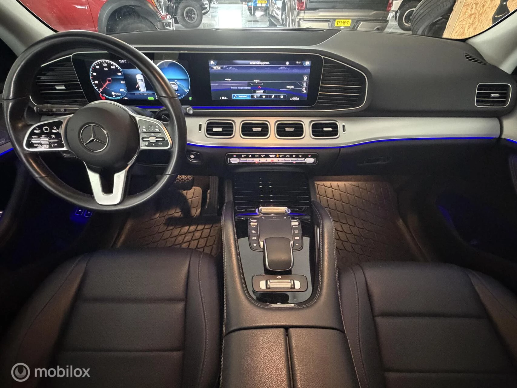Mercedes-Benz GLE 2022 - 350 e 4MATIC AMG | Luchtvering | Burmester afbeelding 17