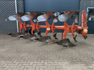 Kuhn Master 120 4 schaar ploeg te koop