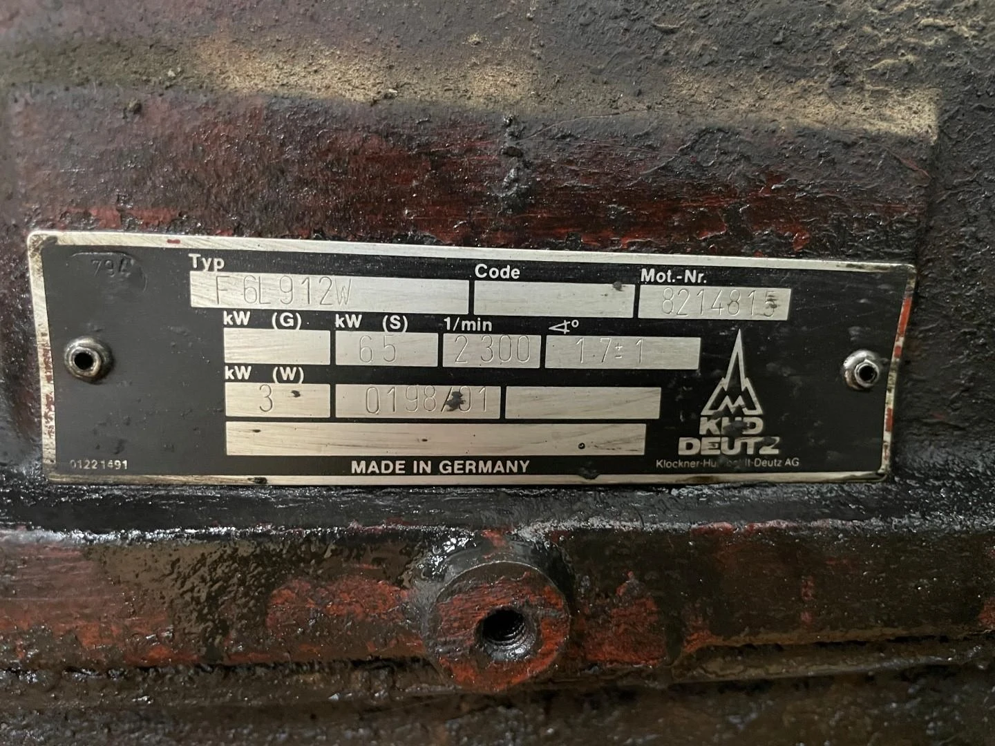 Deutz F6L912W 6-cylinder inline diesel engine afbeelding 14