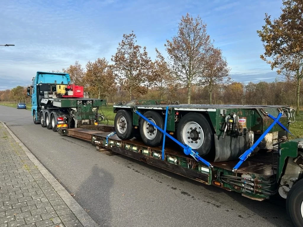 Goldhofer 2008 - THP XLE 8 (3+5 low loader) obrázek 18