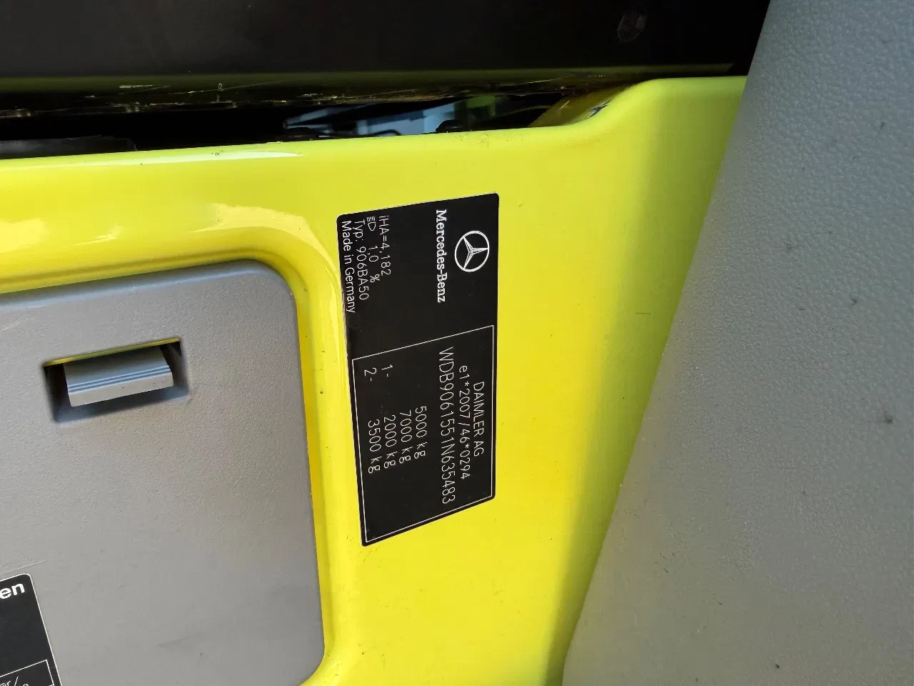 Mercedes-Benz Sprinter 2016 - 519CDI Special Ambulance Laadklep Automaat Airco Cruisecontrol V6 74000KM obrázek 34