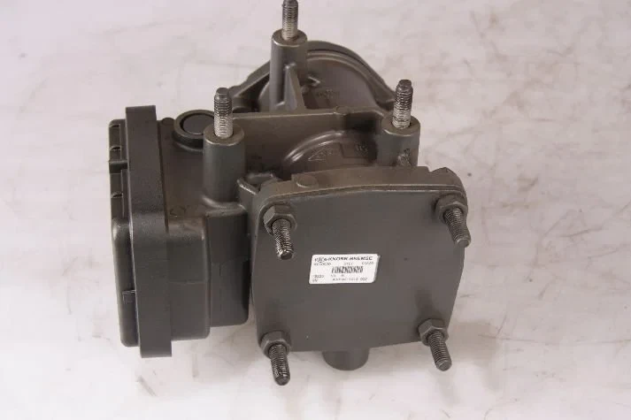 Mercedes-Benz - Compressed Air System Aanhangwagen EBS ventiel MB imagen 1