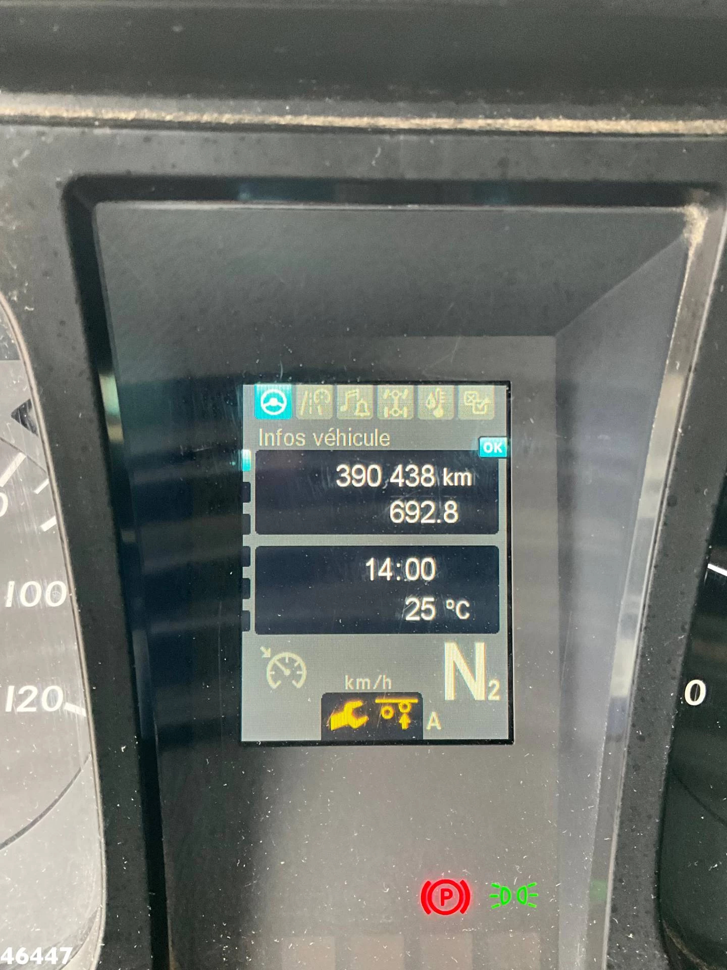 Mercedes-Benz Arocs 3251 8x4 Euro 6 HIab 28 Tonmeter laadkraan 2016 obrázek 15