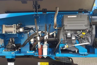 Genie 2020 - S65XC Valid inspection, Diesel, 4x4 Drive, 21.8m W image 3 miniature