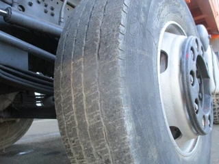 MAN 35.414 2003 - , 8x4 , ZF Manual , EURO 3 , 3 way tipper , Spring suspension obrazek 15