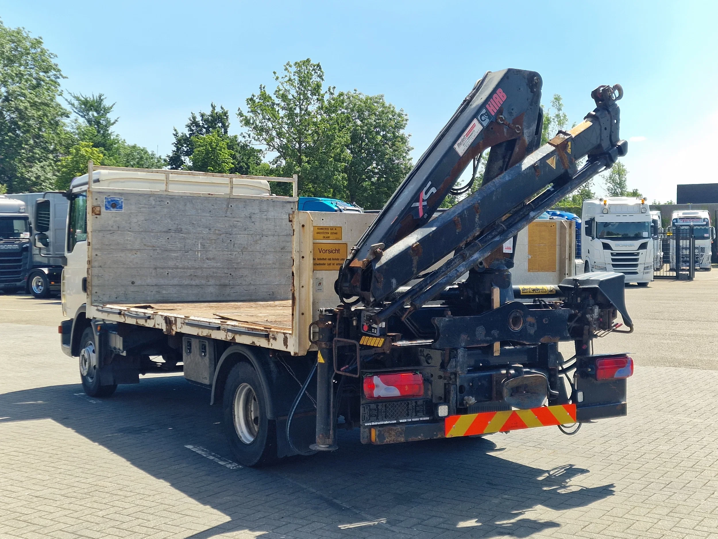MAN TGL 2008 - 12.210 - HIAB 077 DUO Crane / Grua - Manual gearbox - Euro 4 zdjęcie 7
