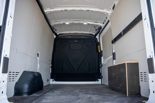 Ford Transit 2023 - 2.0 EcoBlue L2H2 | Automaat | Camera | Cruise | Airco | Trekhaak afbeelding 10