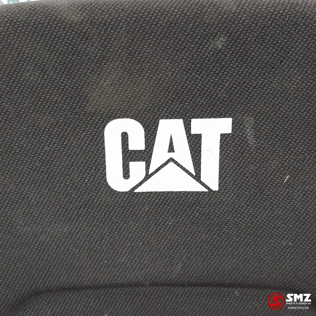 Caterpillar - Stoel Caterpillar obrázek 5