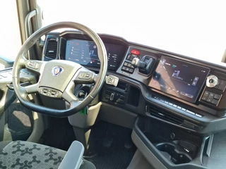 Scania R 2024 - R460 Highline 4x2 - New dashboard - Retarder - Night clima - Alloy wheels - 2x tank image 11