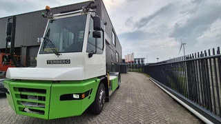 Terberg 2021 - YT203EV (2 units available !!) image 3 thumbnail
