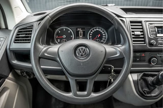 Volkswagen Transporter 2017 - 2.0 TDI 4motion L2H1 | 150 PK | DC 6-Zits | 1e Eigenaar | Cruise | Zijschuifdeur R+L | Airco | Imperiaal | Trekhaak bild 15