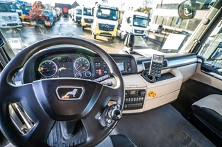 MAN TGS 2017 - 33.420 BBS +LIEBHERR 12M3 image 13