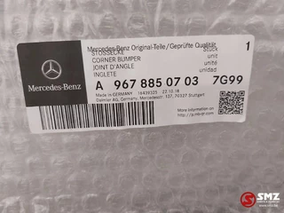 Mercedes-Benz N/A - Occ Bumperhoek rechts Mercdes Atego image 3