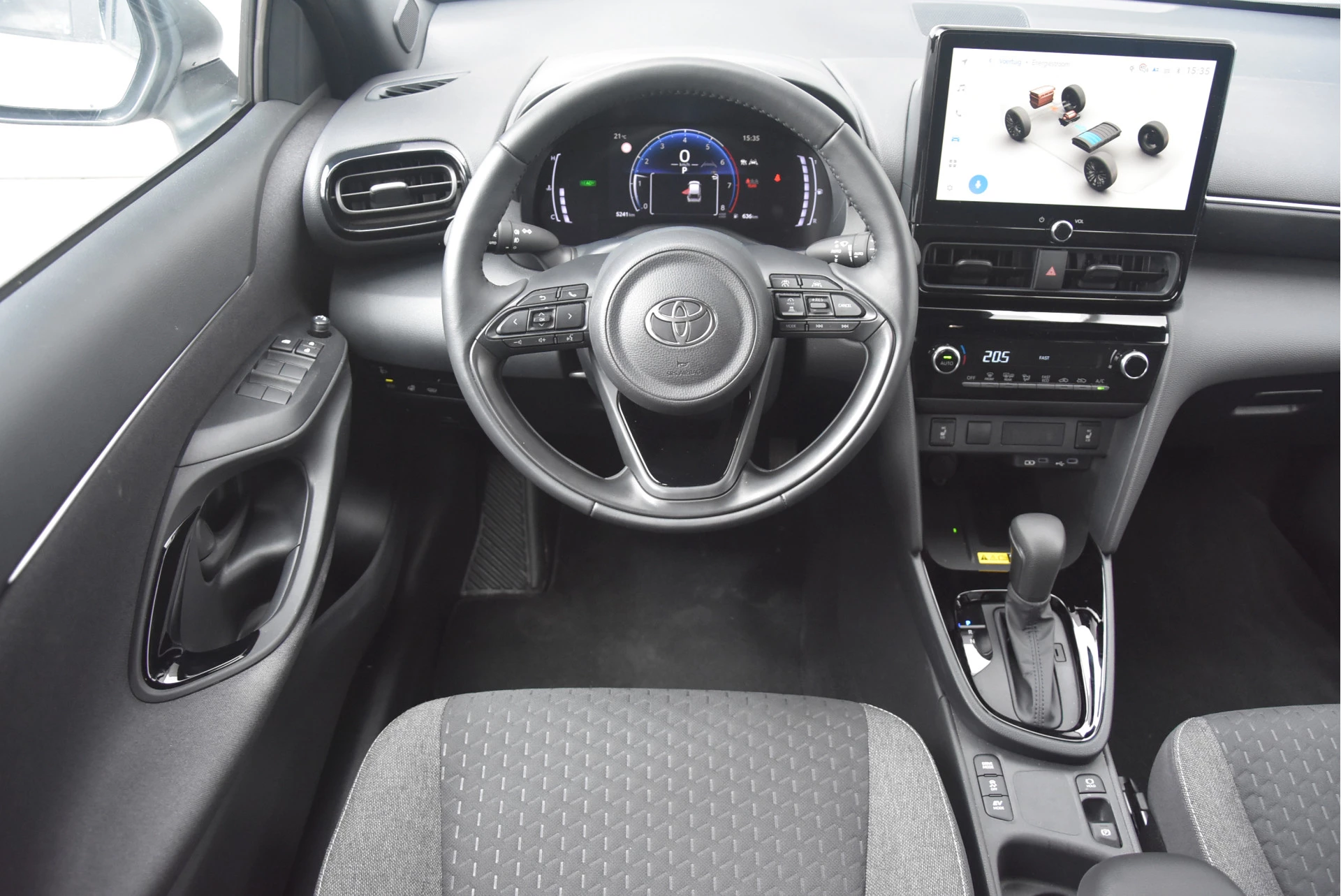 Toyota Yaris Cross 2025 - 1.5 Hybrid 115 Dynamic afbeelding 31